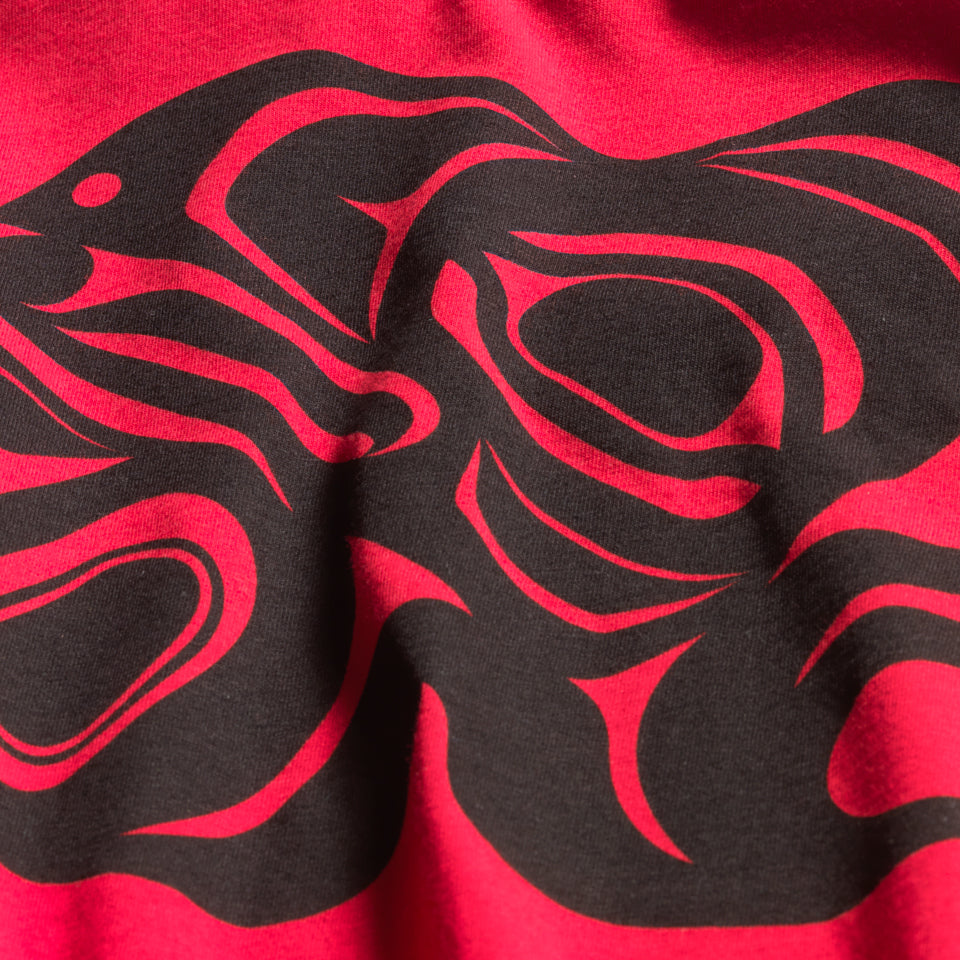 Close up of Native American Raven Red Black t-shirt