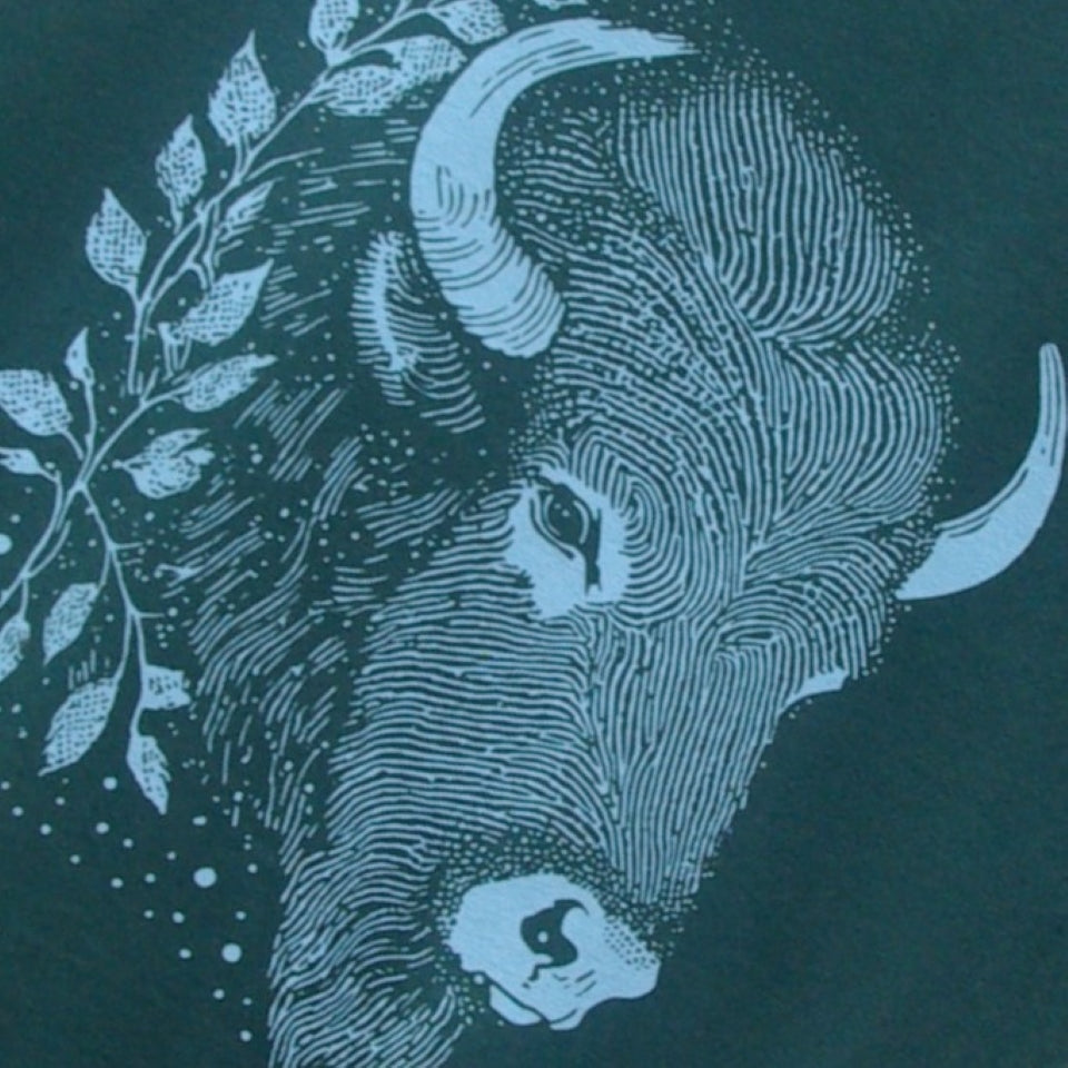 Bison Head Tee Hunter Green