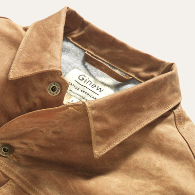 Detail view of Branded Collar and internal Ginew tag. Tag reads: Ginew | Native Americana.